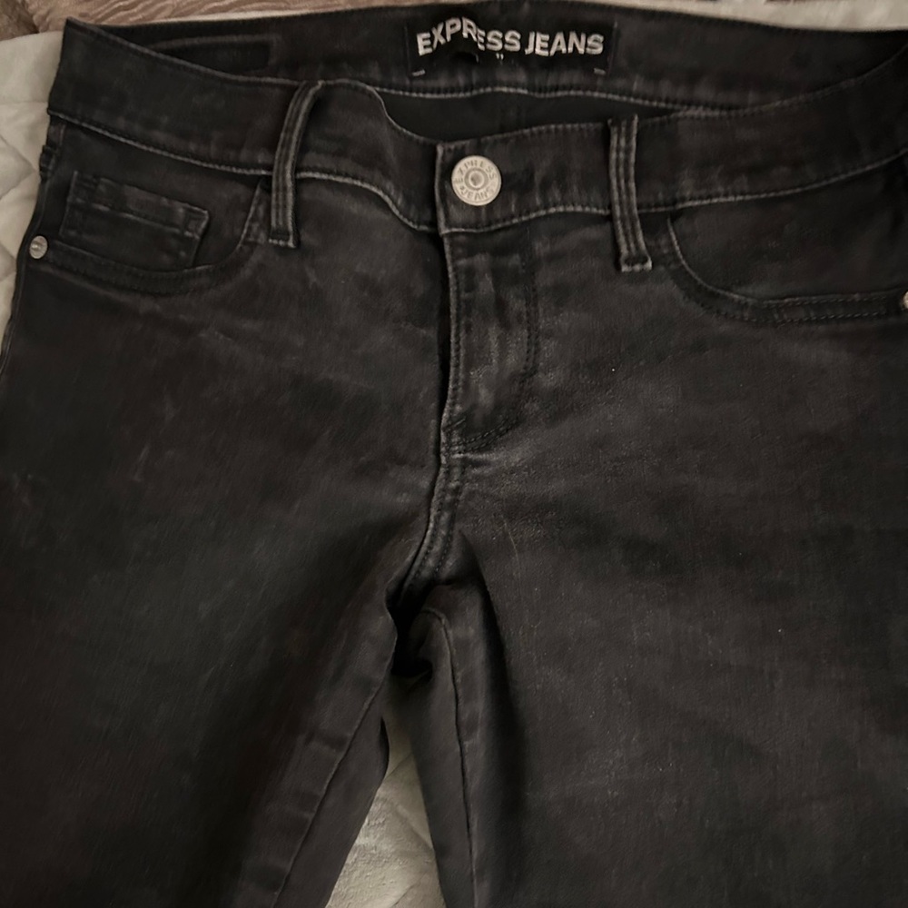 barely worn